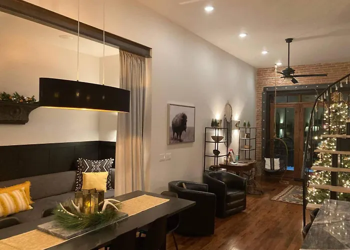Luxe Main St Loft With Rooftop Lounge And Balcony Hotel *