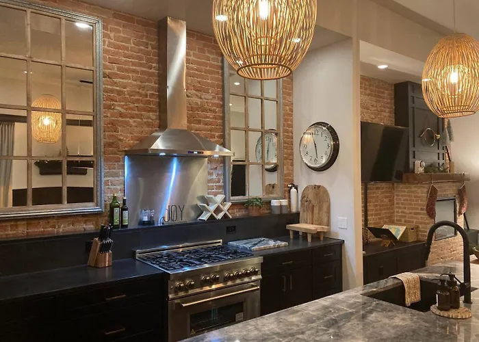 Luxe Main St Loft With Rooftop Lounge And Balcony Hotel *