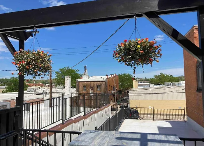 Luxe Main St Loft With Rooftop Lounge And Balcony Hotel *