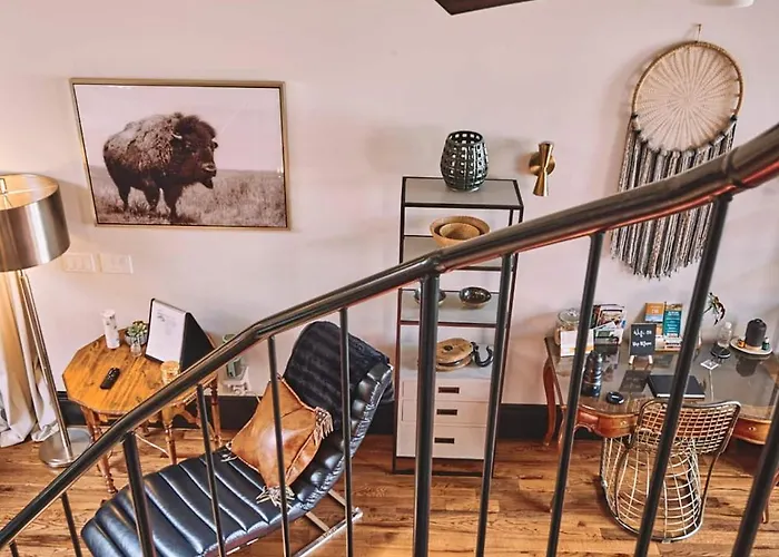 Luxe Main St Loft With Rooftop Lounge And Balcony Hotel